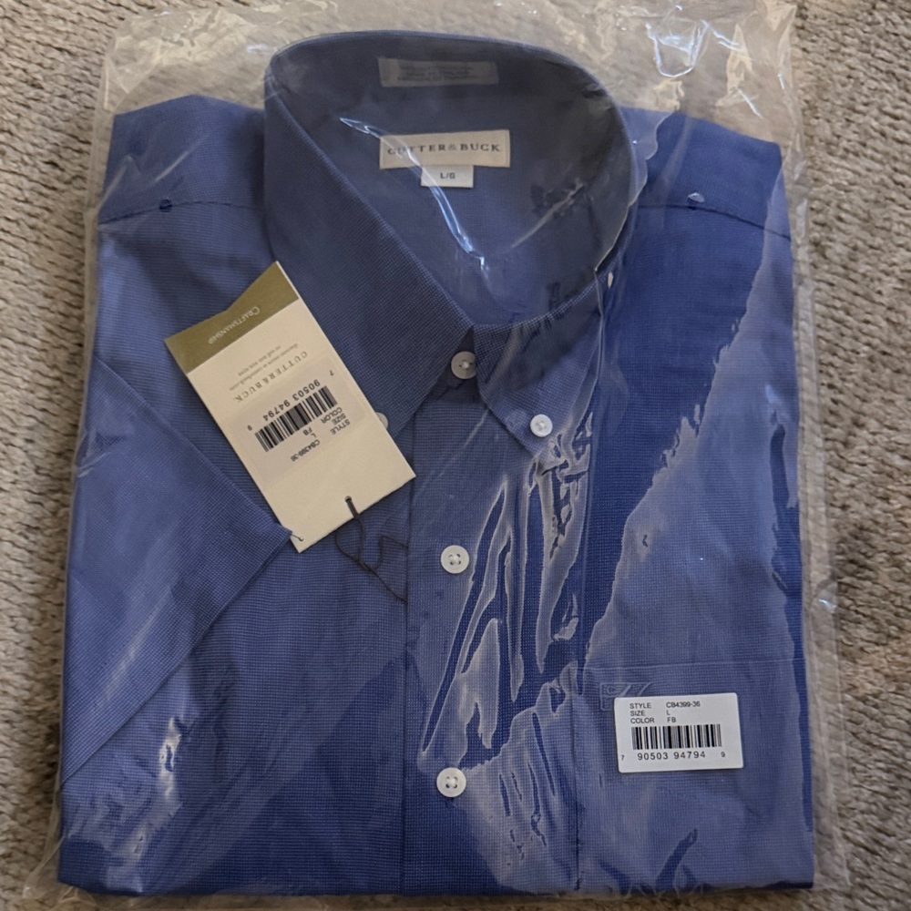 Cutter & Buck Men's Casual Button Down in Navy